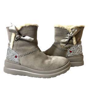 UGG I heart UGG Beige Suede Short Glitter Bow Boots Faux Fur Womens Sz 6 Pull On